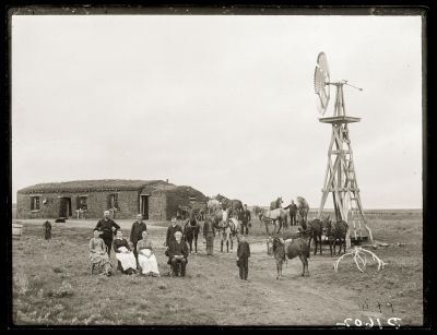 Iconic_Sodbusters_of_the_Prairie_D_D_Teoli_Jr__A_C__2811929.jpg