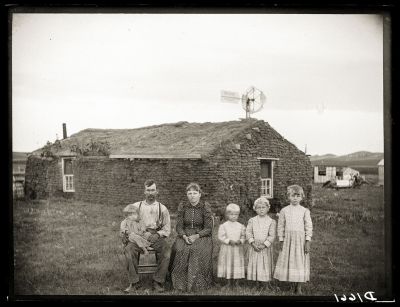 Iconic_Sodbusters_of_the_Prairie_D_D_Teoli_Jr__A_C__2813129.jpg
