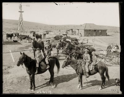 Iconic_Sodbusters_of_the_Prairie_D_D_Teoli_Jr__A_C__282729.jpg